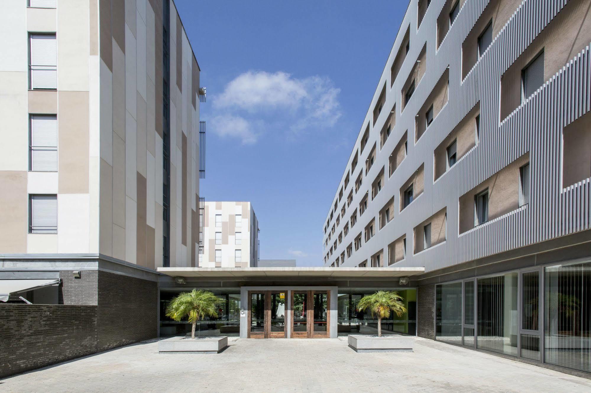 Residencia Universitaria Resa Damia Bonet Apartament *