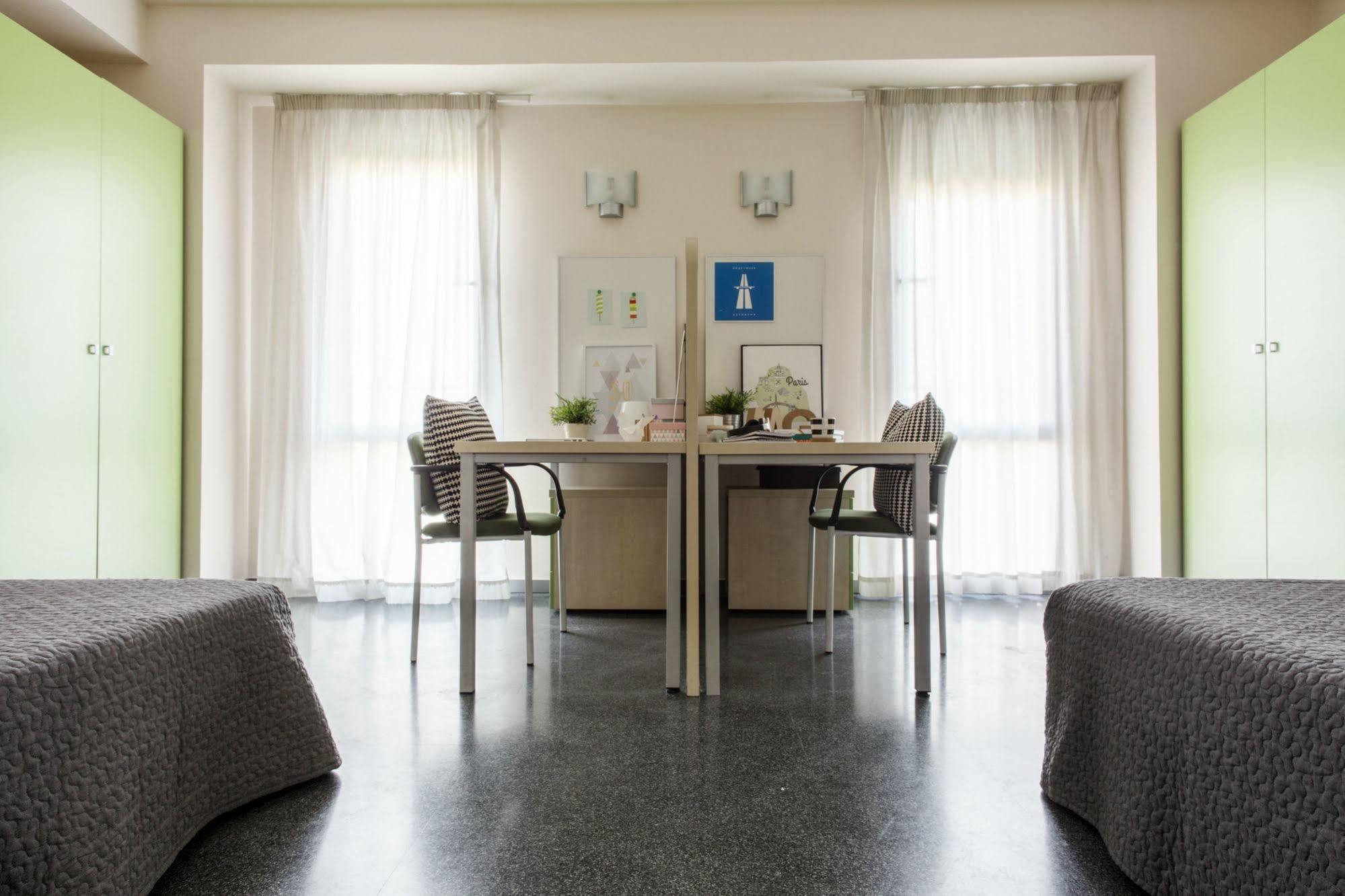 Apartament Residencia Universitaria Resa Damia Bonet *